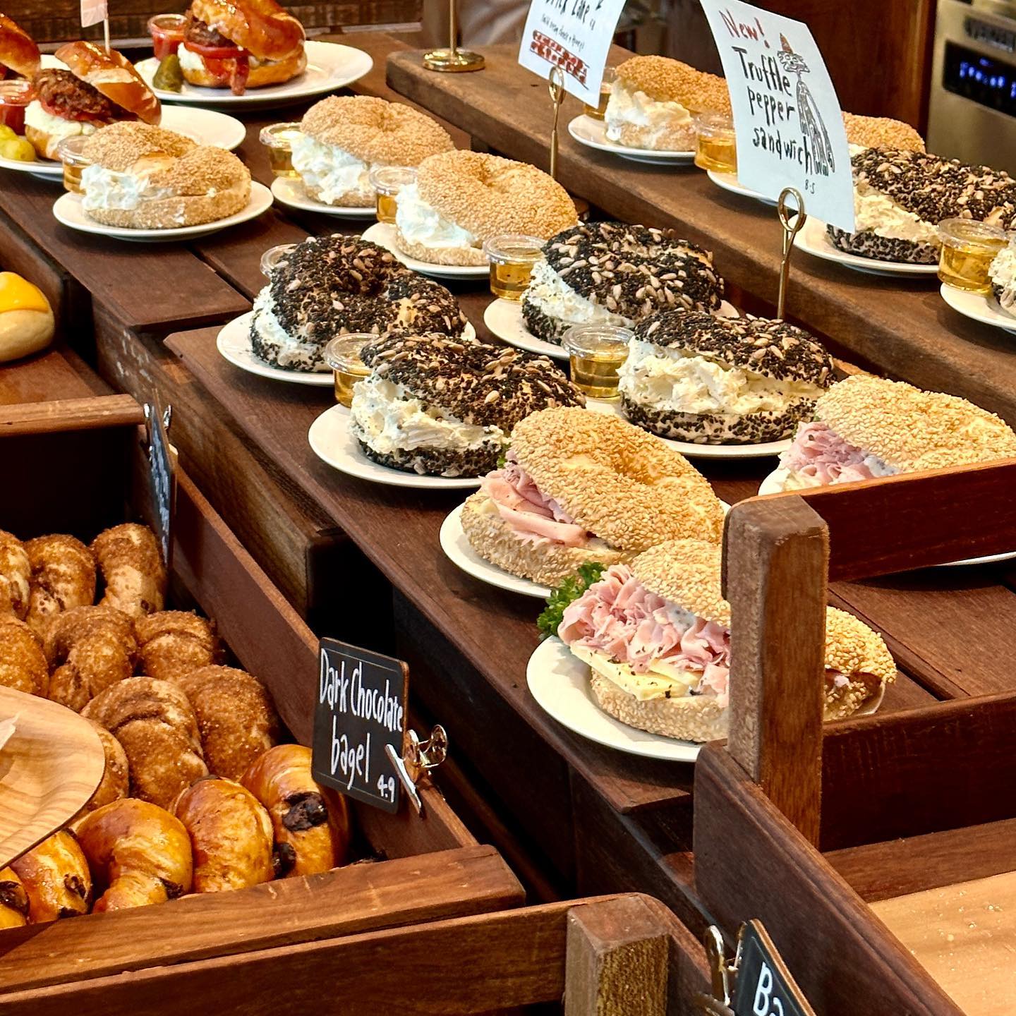 How to Book London Bagel Museum: The Best Bagel Shop in Jongno